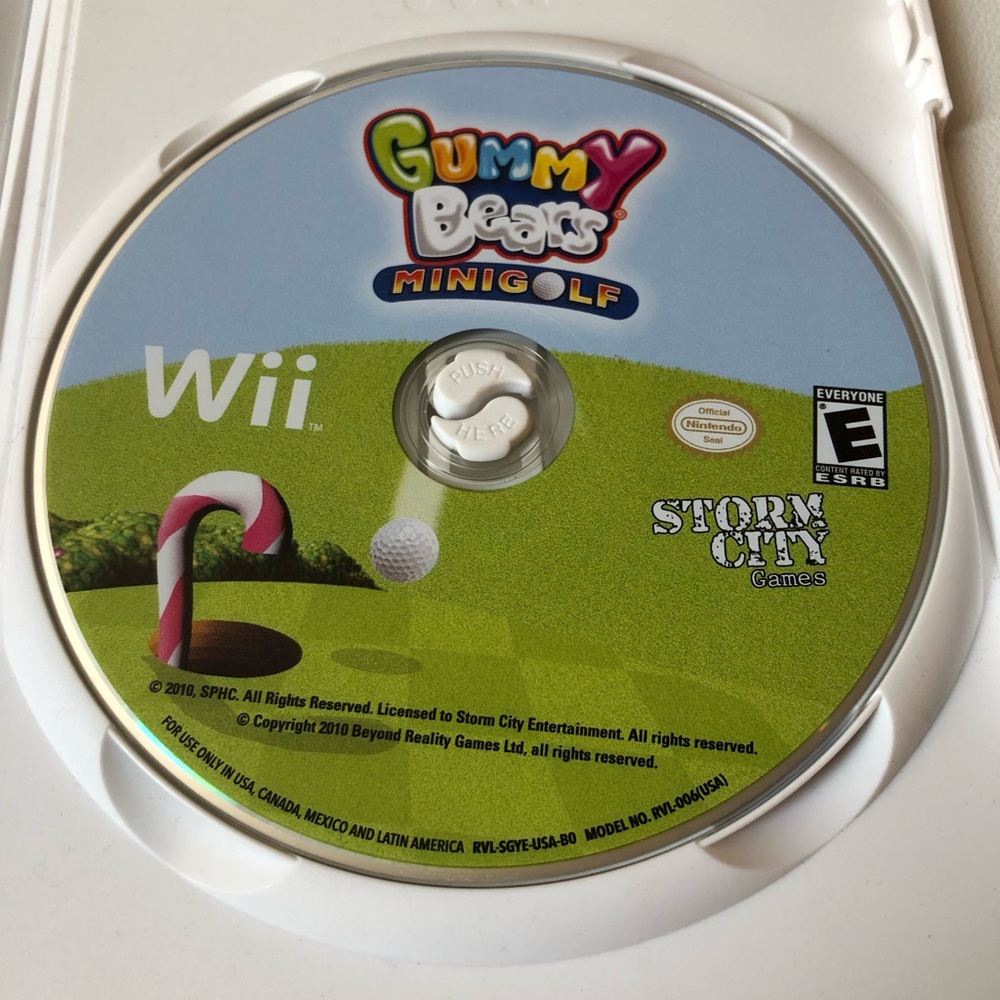 Gummy Bears Minigolf Nintendo Wii Video Game Disc Only with case Used